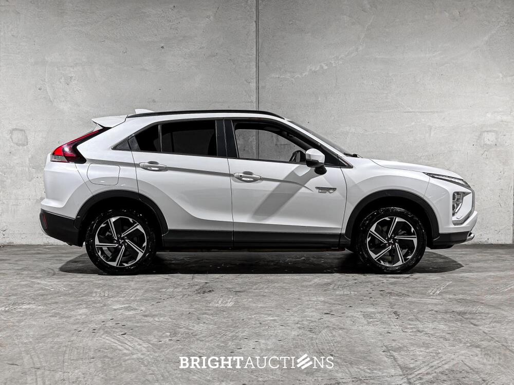 Mitsubishi Eclipse Cross 2.4 PHEV Business Intense+ 188pk 2023 (Origineel-NL & 1e Eigenaar), S-920-VD