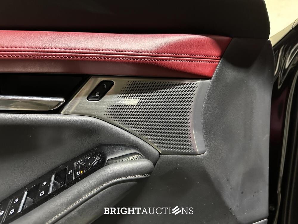 Mazda 3 2.0 e-SkyActiv-X M Hybrid 186 Luxury 186pk 2021 (Origineel-NL + 1e eigenaar), L-082-DS