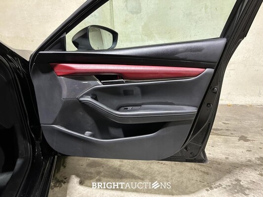 Mazda 3 2.0 e-SkyActiv-X M Hybrid 186 Luxury 186pk 2021 (Origineel-NL + 1e eigenaar), L-082-DS