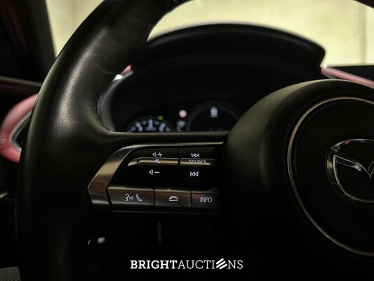 Mazda 3 2.0 e-SkyActiv-X M Hybrid 186 Luxury 186pk 2021 (Origineel-NL + 1e eigenaar), L-082-DS