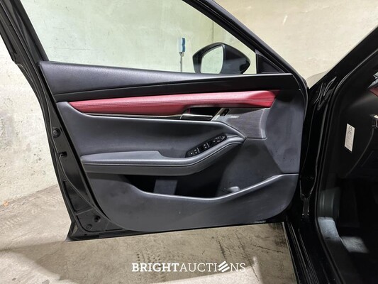 Mazda 3 2.0 e-SkyActiv-X M Hybrid 186 Luxury 186pk 2021 (Origineel-NL + 1e eigenaar), L-082-DS