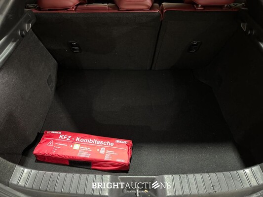 Mazda 3 2.0 e-SkyActiv-X M Hybrid 186 Luxury 186pk 2021 (Origineel-NL + 1e eigenaar), L-082-DS
