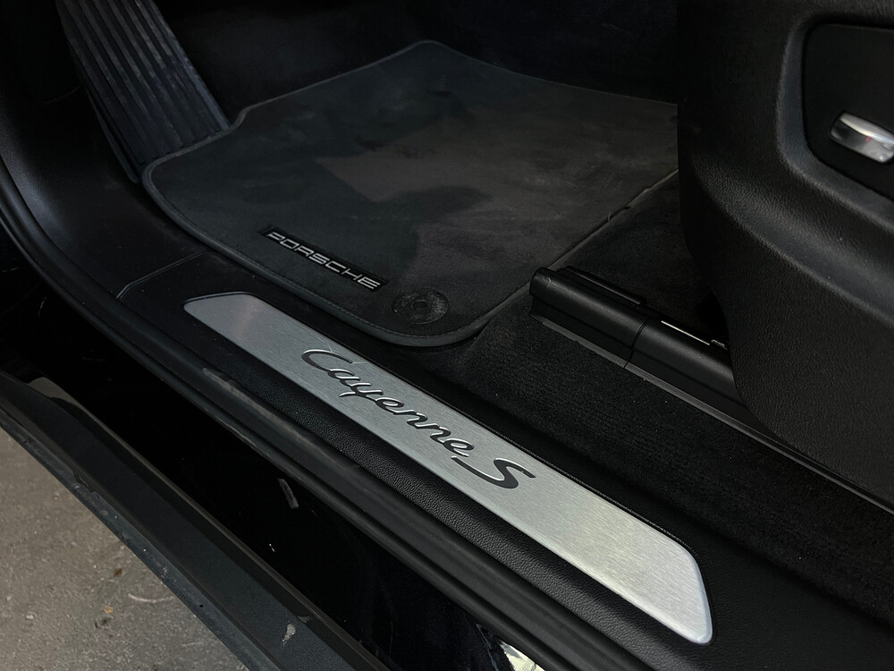 Porsche Cayenne S 2.9 V6 NEW-Modell 462PS 2017, SB-667-L
