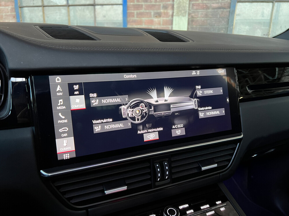 Porsche Cayenne S 2.9 V6 NEW-Modell 462PS 2017, SB-667-L