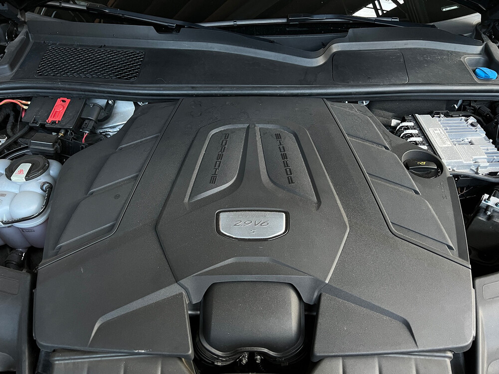 Porsche Cayenne S 2.9 V6 NEW-Modell 462PS 2017, SB-667-L