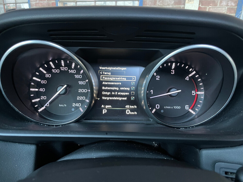 Land Rover Range Rover Sport 3.0 TDV6 HSE Dynamic 258hp 2014 -Orig. NL-, 1-TFL-99