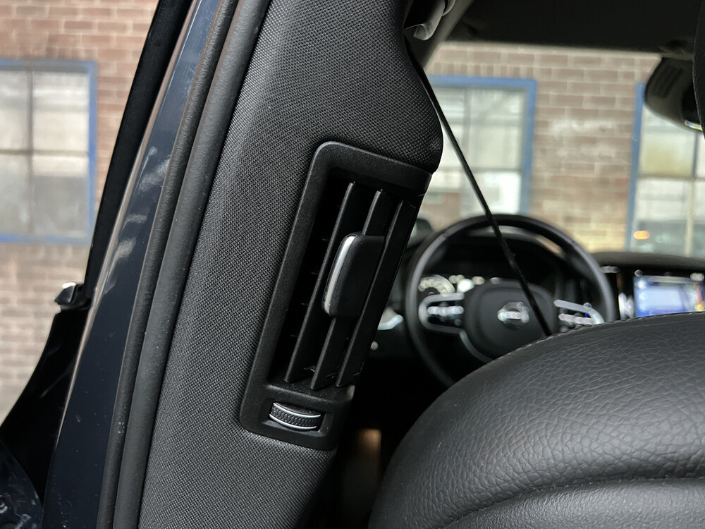 Volvo XC60 2.0 T8 Twin Engine AWD Inscription 320hp 2020, R-973-BX