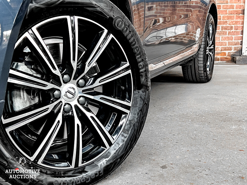 Volvo XC60 2.0 T8 Twin Engine AWD Inscription 320hp 2020, R-973-BX