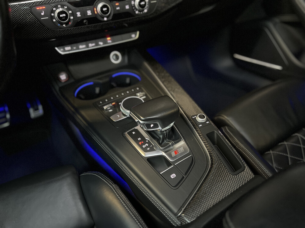 Audi S5 Coupé 3.0 V6 TFSI QUATTRO NEW-MODEL 354hp, NL-License plate