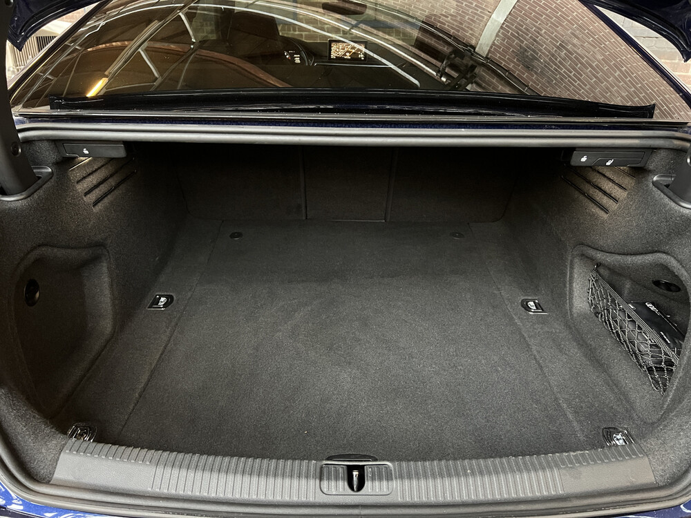 Audi S5 Coupé 3.0 V6 TFSI QUATTRO NEW-MODEL 354hp, NL-License plate