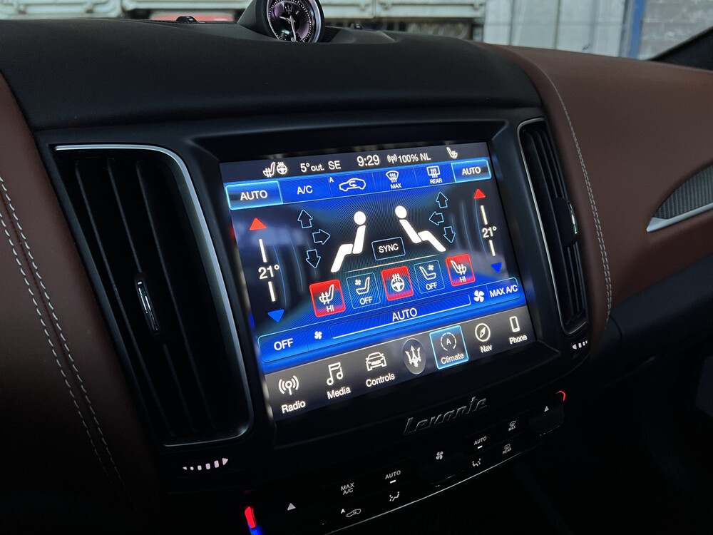 Maserati Levante Trofeo V8 581pk MY2020 FACELIFT Ferrari-ENGINE, R-159-TF -Garantie-