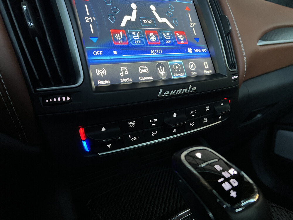 Maserati Levante Trofeo V8 581pk MY2020 FACELIFT Ferrari-ENGINE, R-159-TF -Garantie-