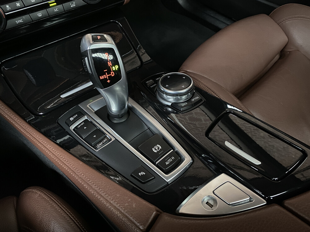 BMW 520d Touring 5-serie 184pk 2014, GJ-972-T