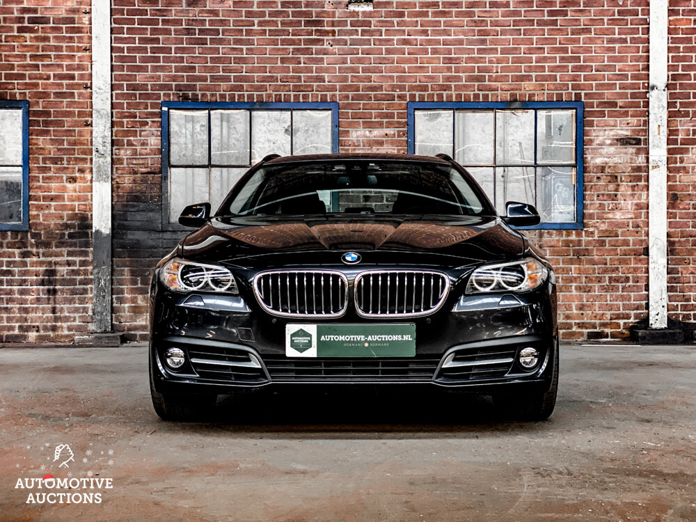 BMW 520d Touring 5-serie 184pk 2014, GJ-972-T
