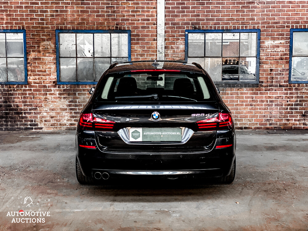 BMW 520d Touring 5-serie 184pk 2014, GJ-972-T