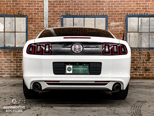 Ford Mustang V6 3.7L 305hp 2013