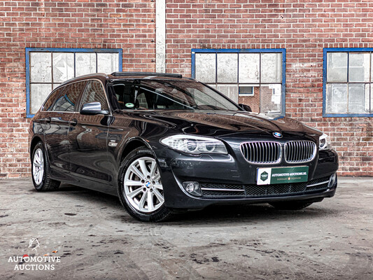 BMW 525d Touring M-Sport 2.0 High Executive 5er 218PS 2013, PF-384-H