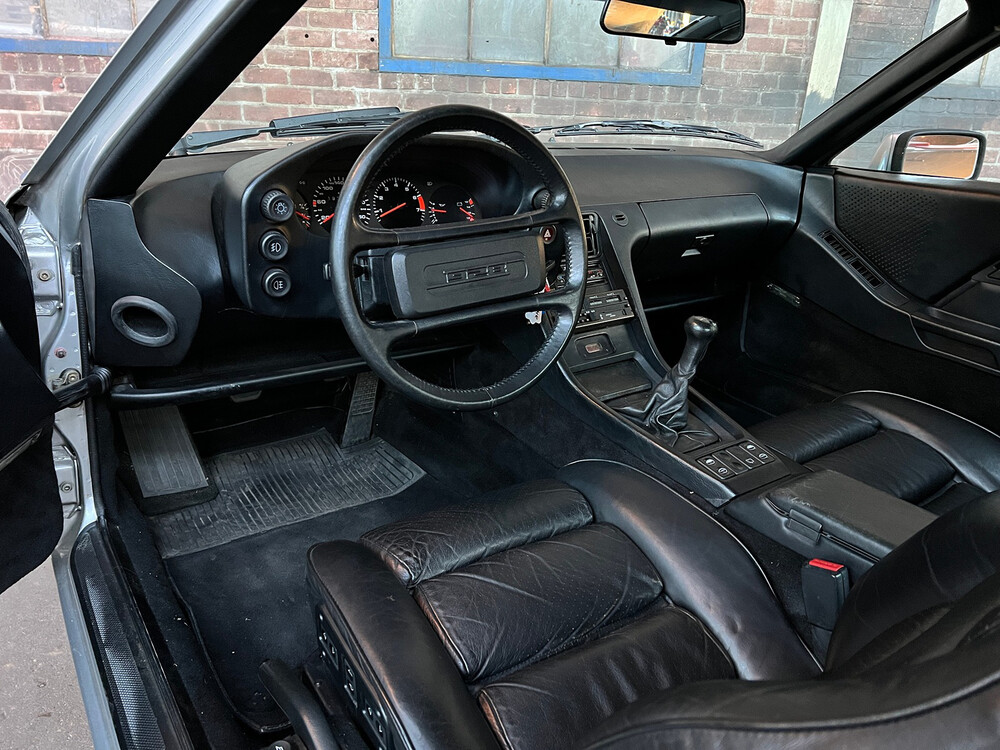 Porsche 928 S 300pk 1983