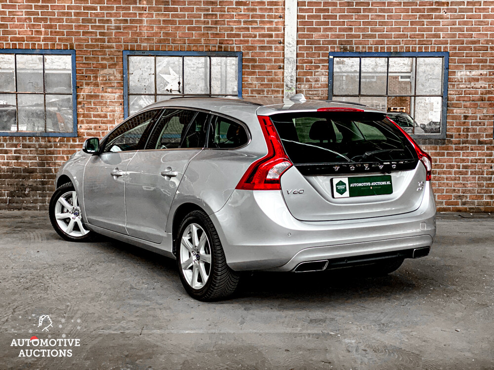 Volvo V60 T5 AWB 234pk 2017