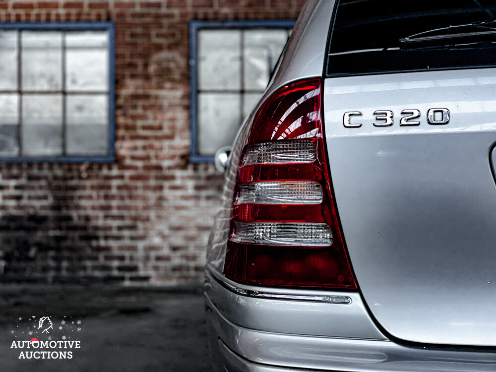 Mercedes-Benz C320 Combi Elegance 4-Matic 2018 2003 C-klasse, R-016-SV