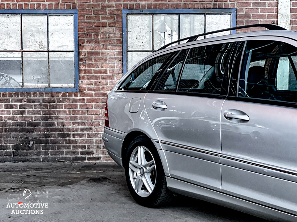 Mercedes-Benz C320 Combi Elegance 4-Matic 2018 2003 C-klasse, R-016-SV