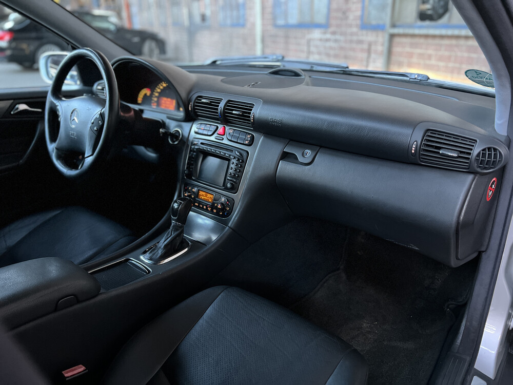 Mercedes-Benz C320 Combi Elegance 4-Matic 2018 2003 C-klasse, R-016-SV