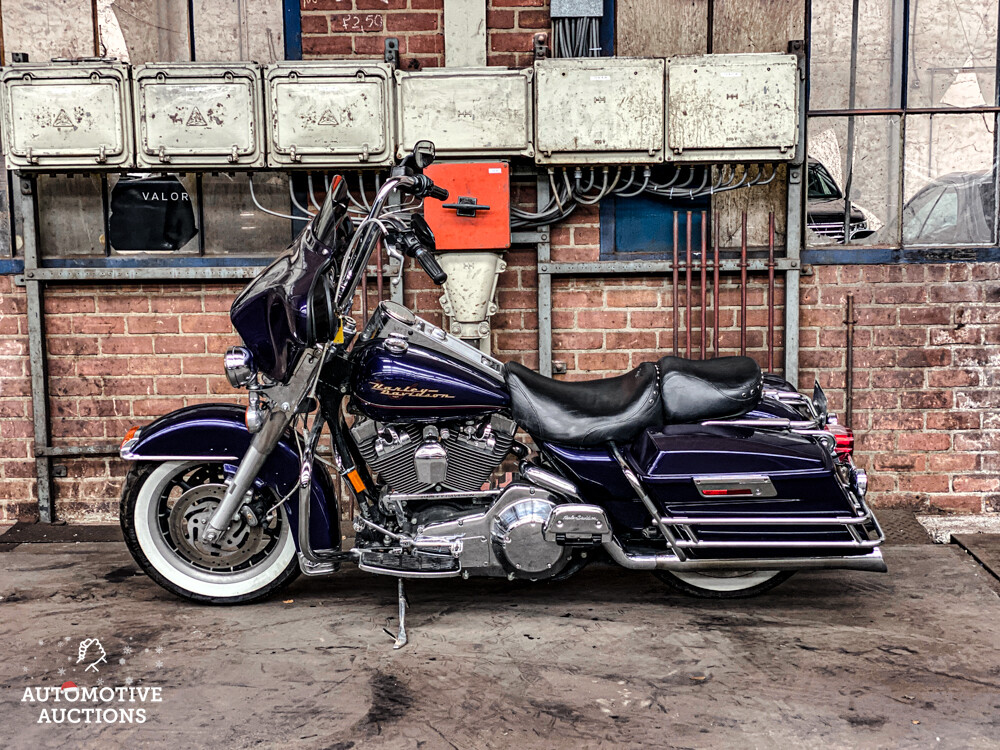 Harley-Davidson FLHR Road King Cruiser 2000
