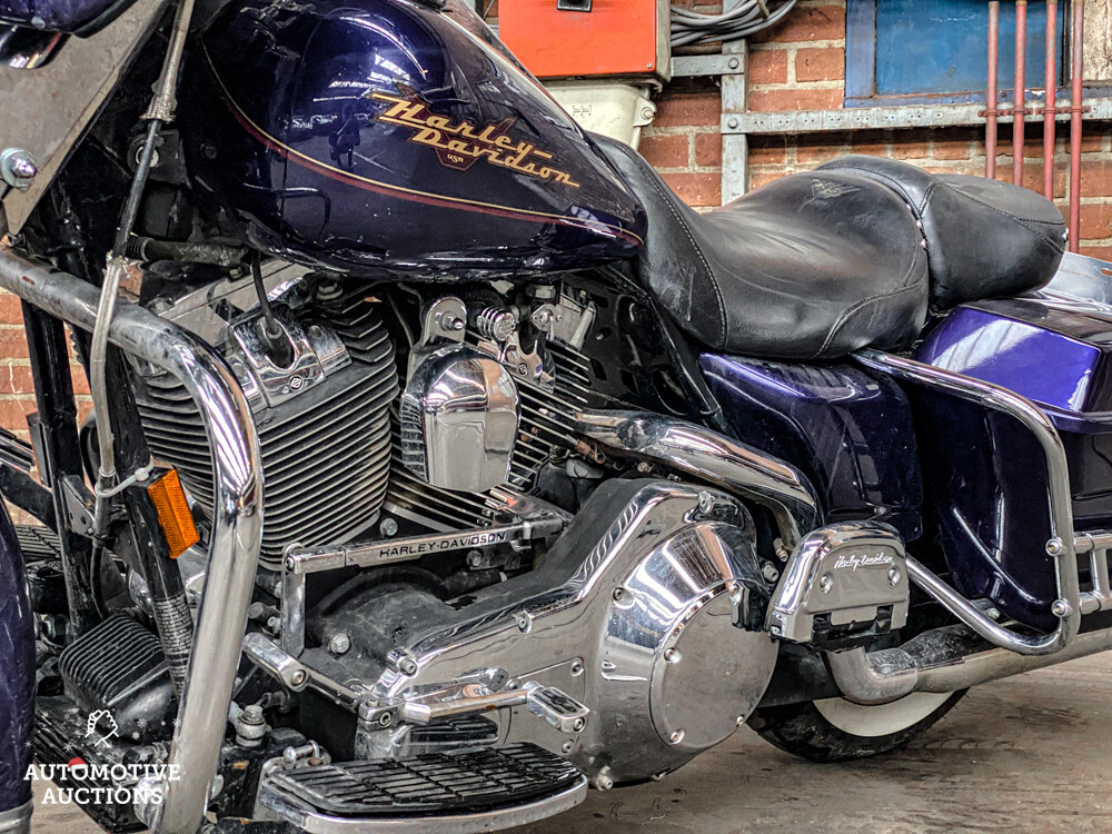 Harley-Davidson FLHR Road King Cruiser 2000