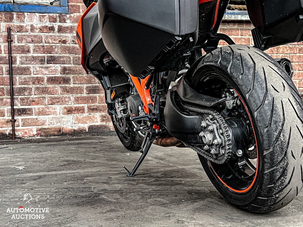 KTM Superduke GT AKRAPOVIC 173pk 2017