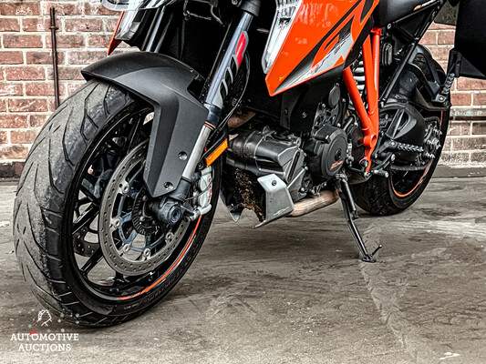 KTM Superduke GT AKRAPOVIC 173hp 2017