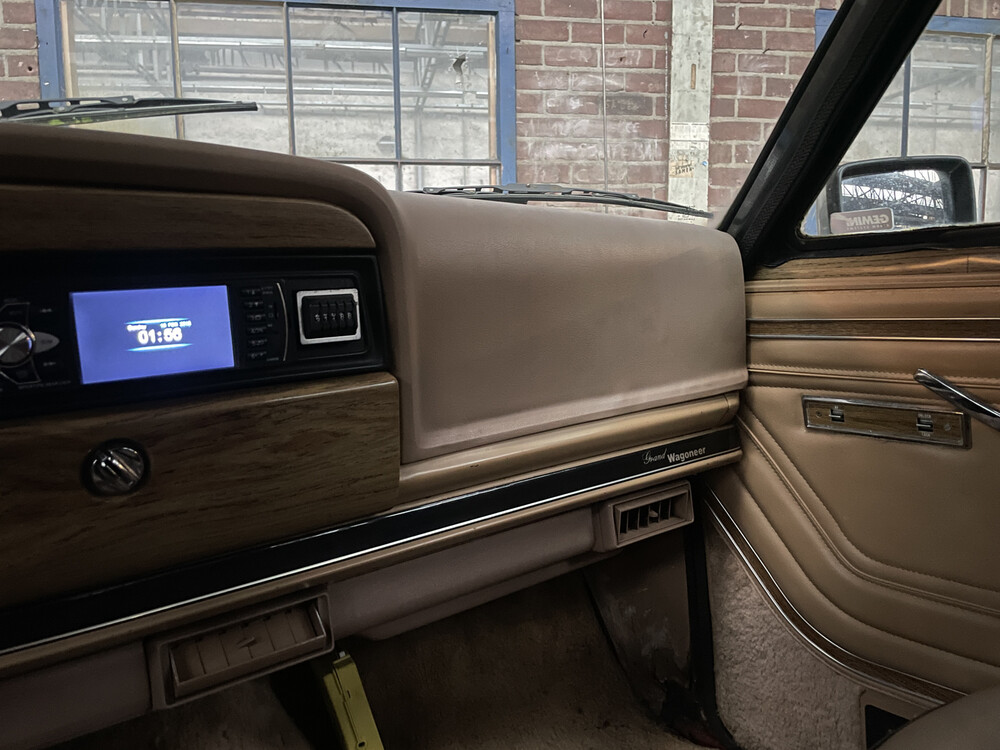 Jeep Wagoneer 5.9 V8 Limited Wagon 174pk 1970, DR-86-03