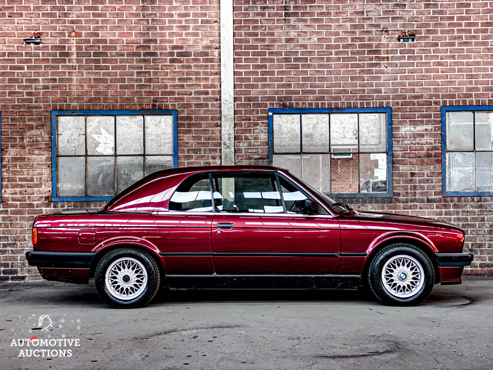BMW 318I E30 Cabriolet Hardtop 113hp 1992 3 Series