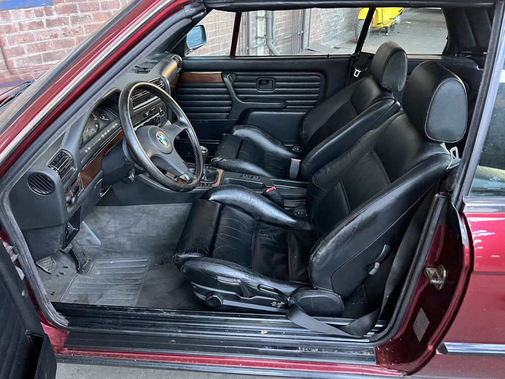 BMW 318I E30 Cabriolet Hardtop 113hp 1992 3 Series