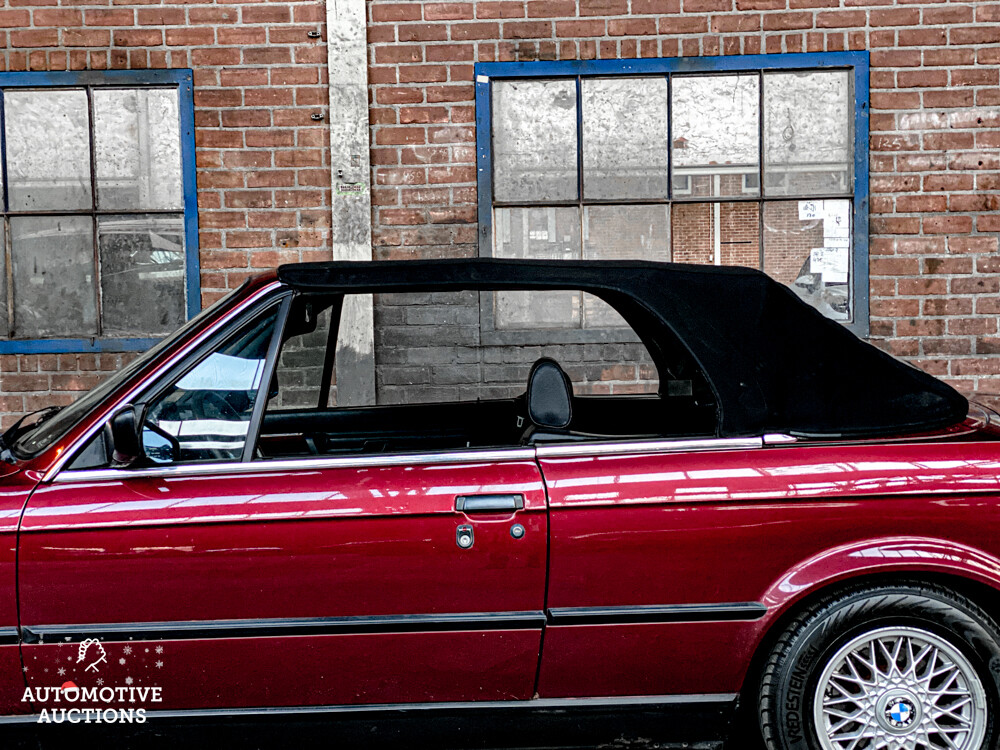 BMW 318I E30 Cabriolet Hardtop 113hp 1992 3 Series