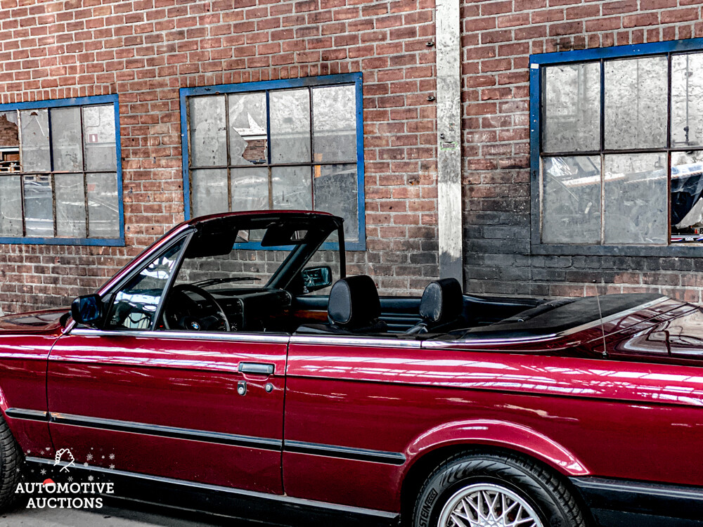 BMW 318I E30 Cabriolet Hardtop 113hp 1992 3 Series