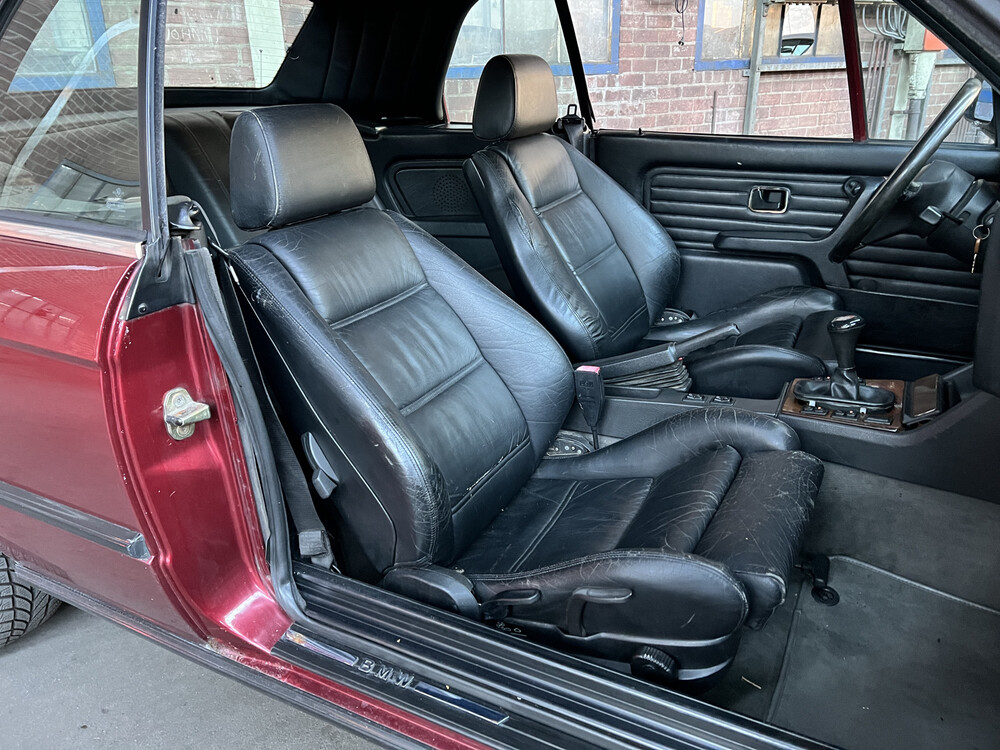 BMW 318I E30 Cabriolet Hardtop 113hp 1992 3 Series