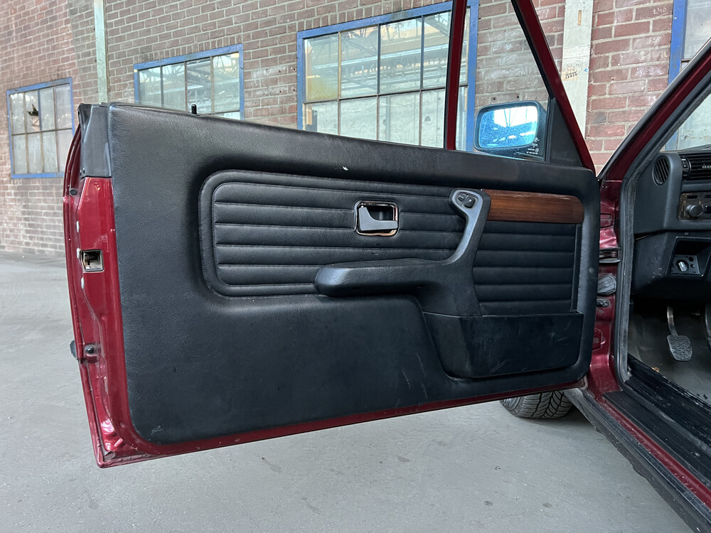 BMW 318I E30 Cabriolet Hardtop 113hp 1992 3 Series