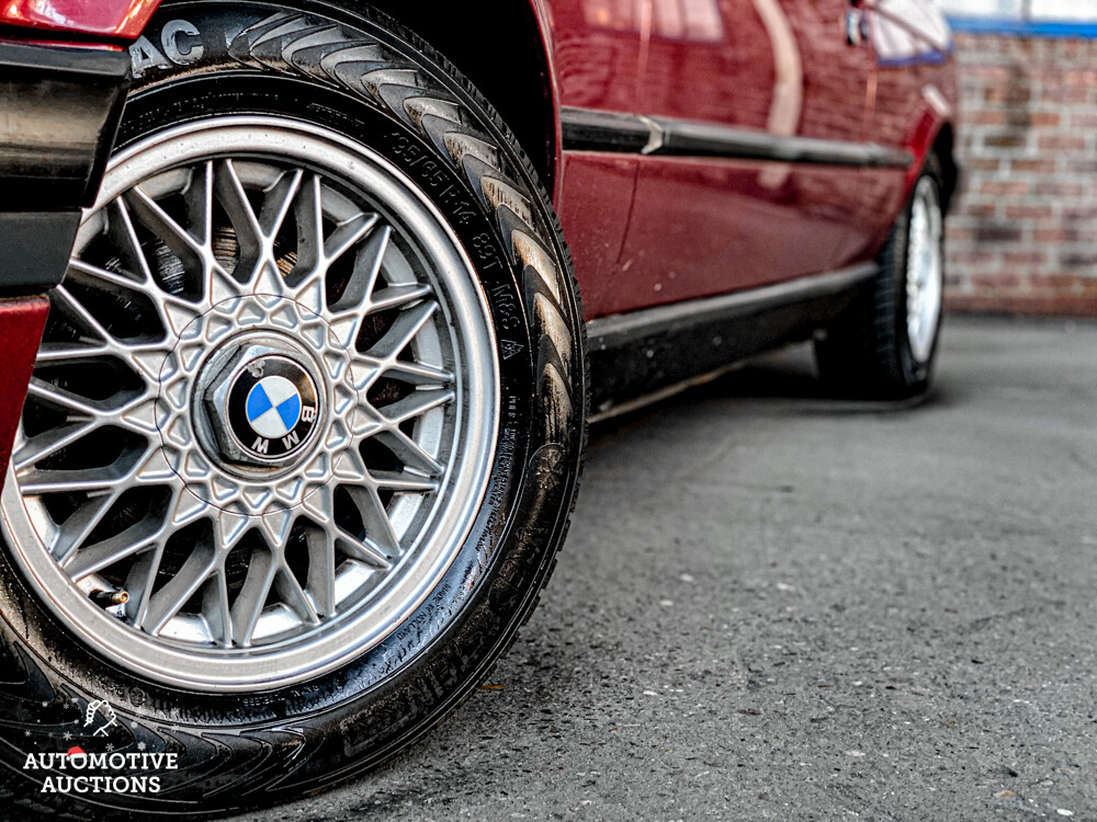 BMW 318I E30 Cabriolet Hardtop 113hp 1992 3 Series