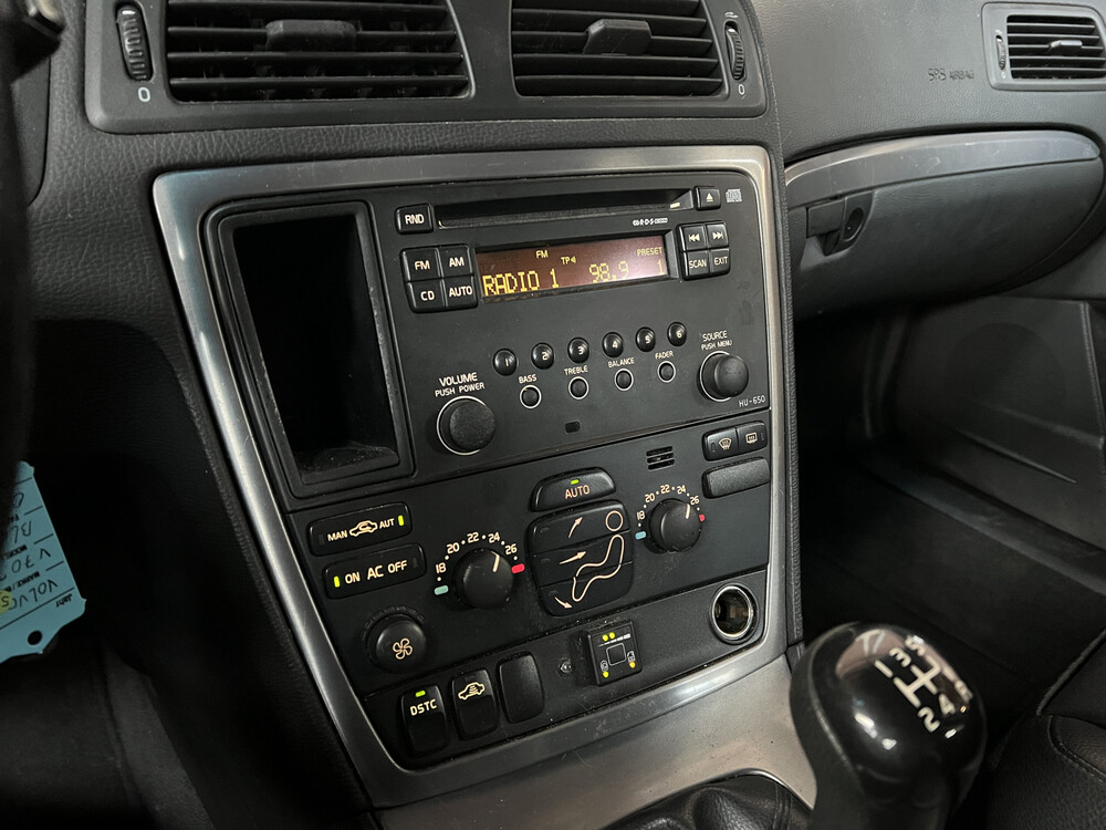 Volvo V70 2.4 Edition 1 140pk 2005, 02-SB-HR