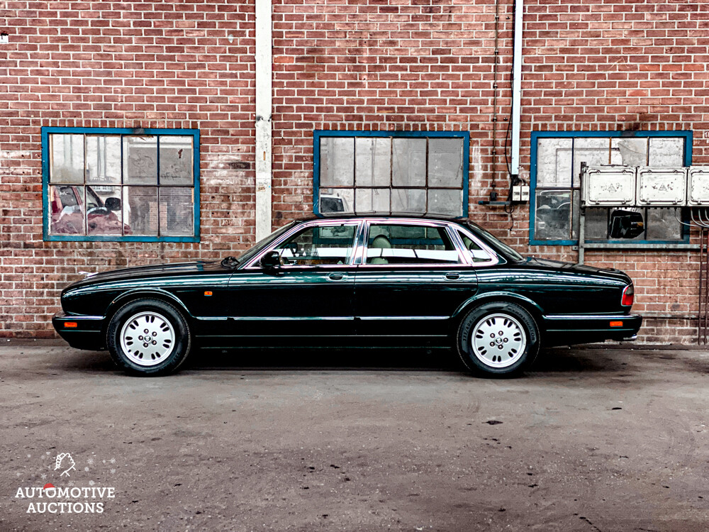 Jaguar XJ Sovereign 4.2 211pk 1996, NV-405-J