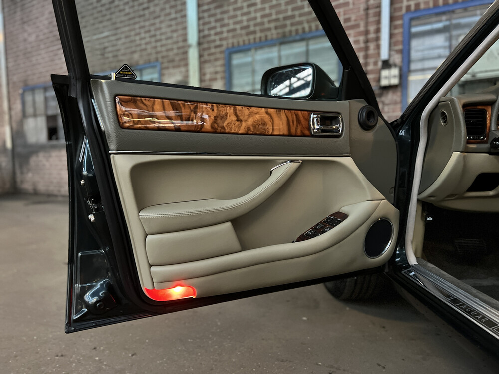 Jaguar XJ Sovereign 4.2 211pk 1996, NV-405-J