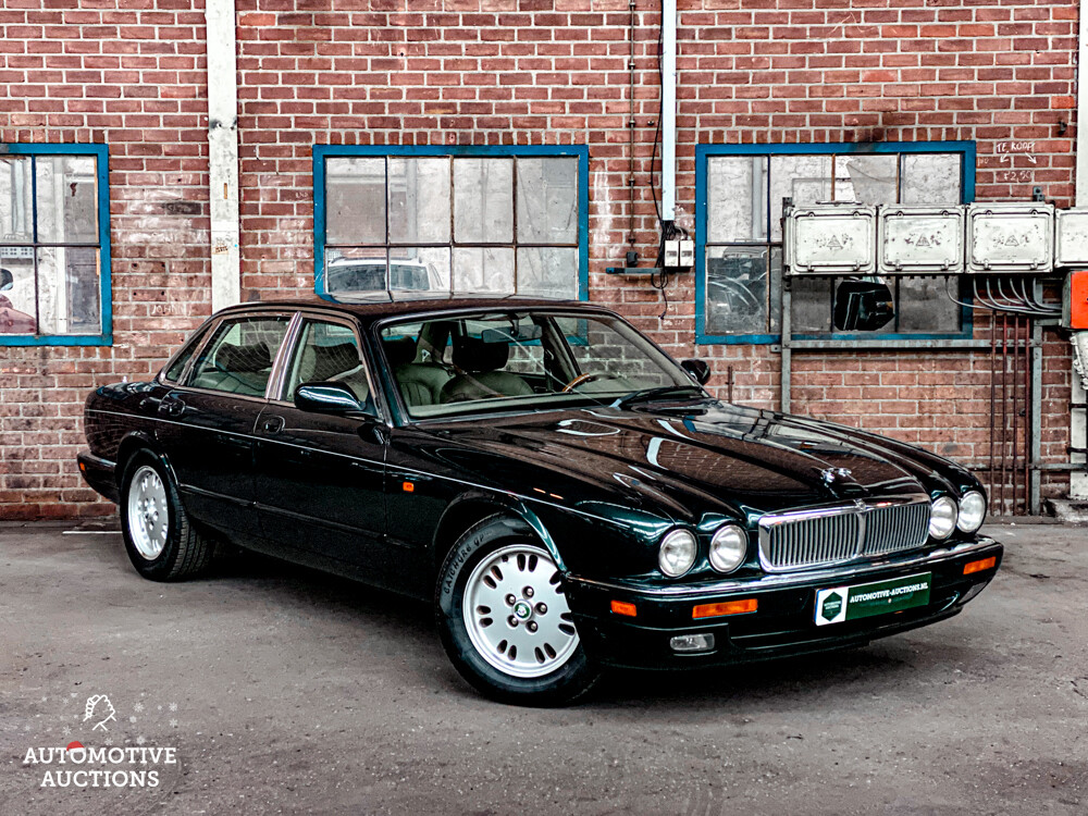 Jaguar XJ Sovereign 4.2 211pk 1996, NV-405-J