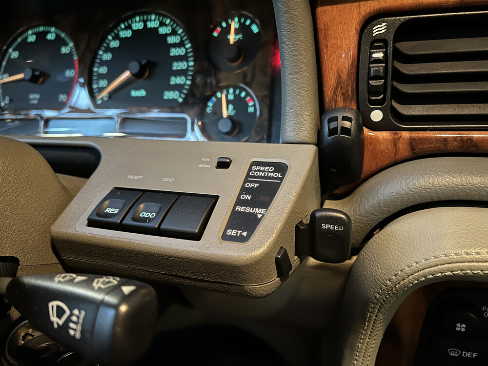 Jaguar XJ Sovereign 4.2 211pk 1996, NV-405-J