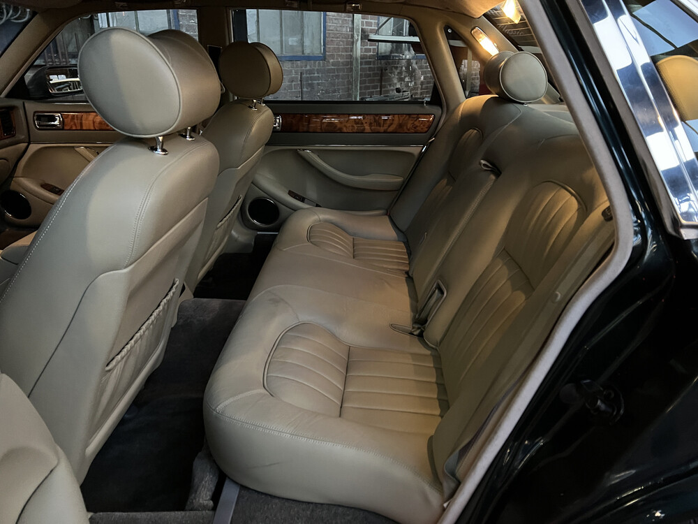 Jaguar XJ Sovereign 4.2 211pk 1996, NV-405-J