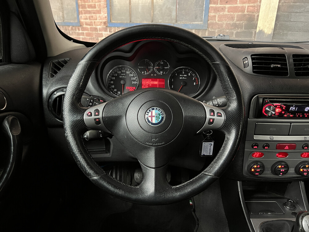 Alfa Romeo 147 2.0 Twin Spark Business Pro 150pk 2009 -Orig. NL-, 54-HRZ-7