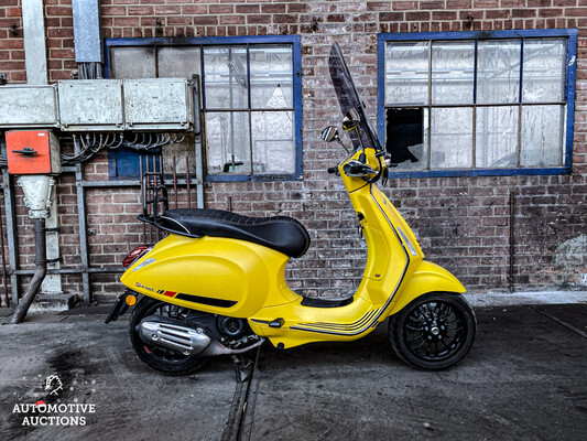 Piaggio Vespa Sprint 4T Notte Yellow Moustache Scooter Exklusive Farbe 2019, DSK-91-J