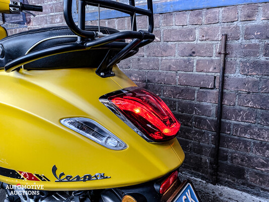 Piaggio Vespa Sprint 4T Notte Yellow Moustache Scooter Exklusive Farbe 2019, DSK-91-J