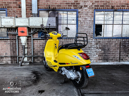 Piaggio Vespa Sprint 4T Notte Yellow Moustache Scooter Exklusive Farbe 2019, DSK-91-J