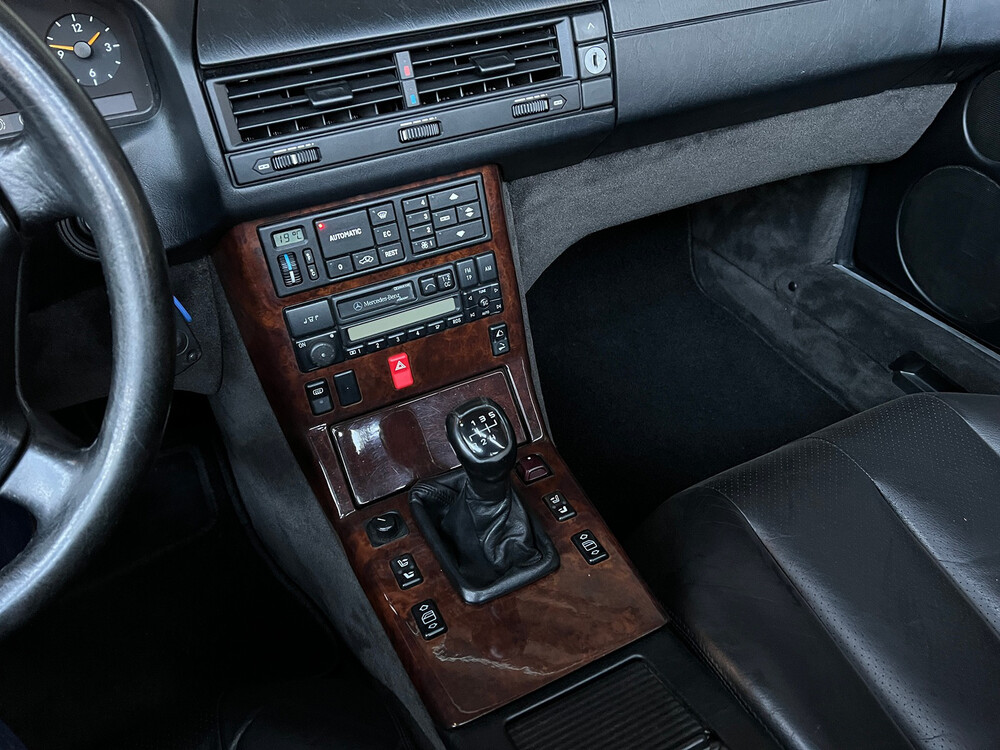 Mercedes-Benz SL280 R129 SL-class 193hp 1995