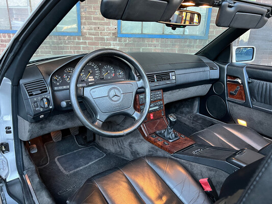 Mercedes-Benz SL280 R129 SL-Klasse 193PS 1995